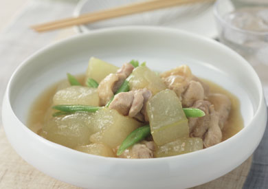 8.冬瓜と鶏肉の煮物